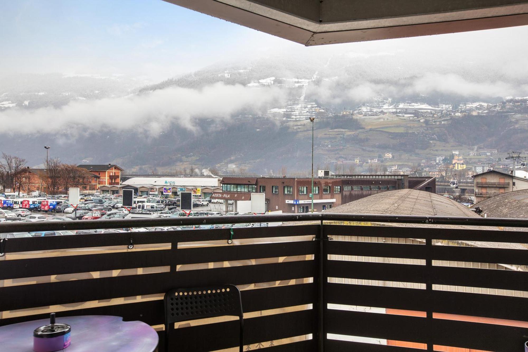 Alpen Pila Residence Loft 2 Aosta Bagian luar foto